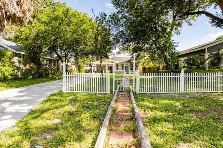 Villa Heights Haven à Tampa Extérieur photo