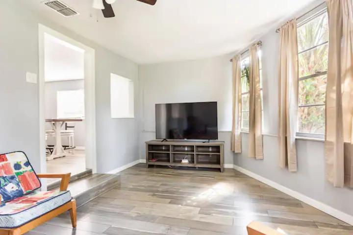 Villa Heights Haven à Tampa Extérieur photo