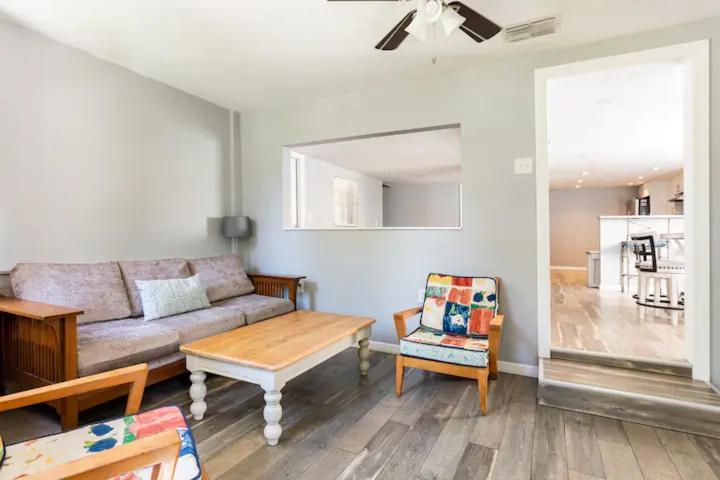Villa Heights Haven à Tampa Extérieur photo